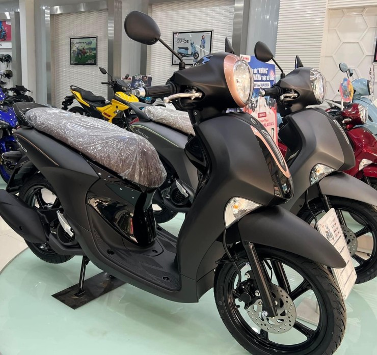 Giá lăn bánh xe Yamaha Janus 2025