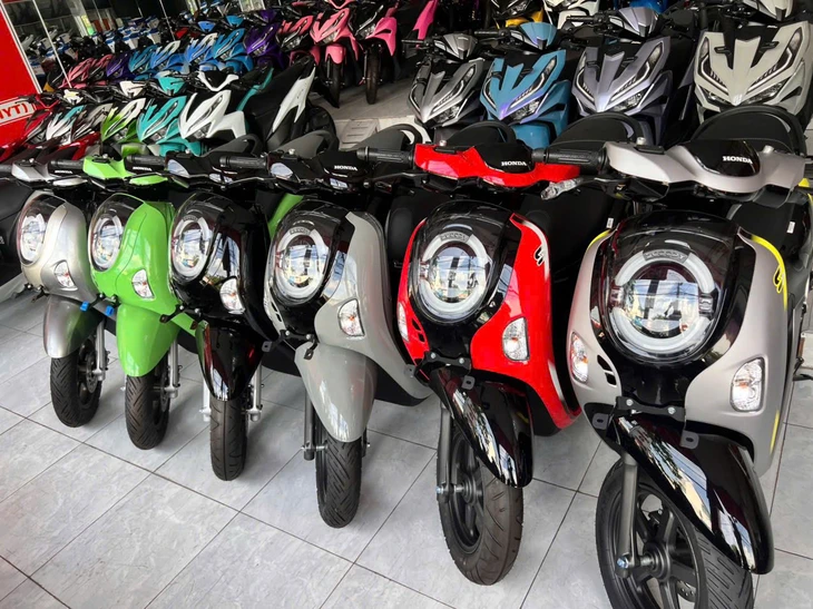 Giá Bán Honda Scoopy 2025 Chính Hãng Bao Nhiêu?