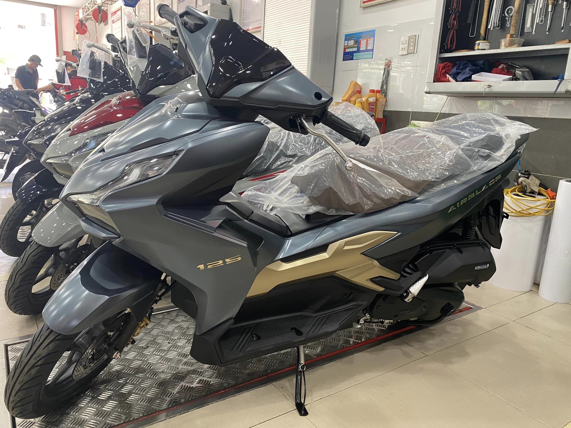 Mua xe Air Blade trả góp Nhà Bè lãi thấp